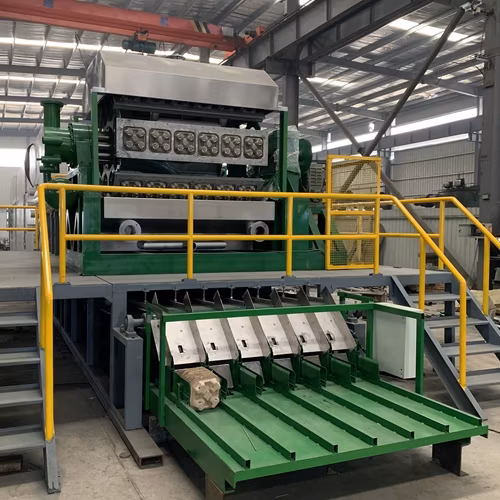 Usine de moulage de pâte à papier à faible investissement Petit plateau d'oeufs faisant la machine à vendre